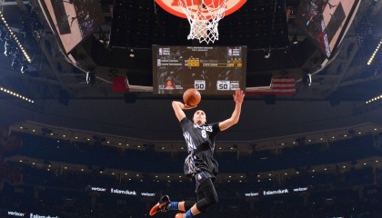 开云体育-离谱混搭！NBA球队备战中超和法国杯，尼斯迎里程碑